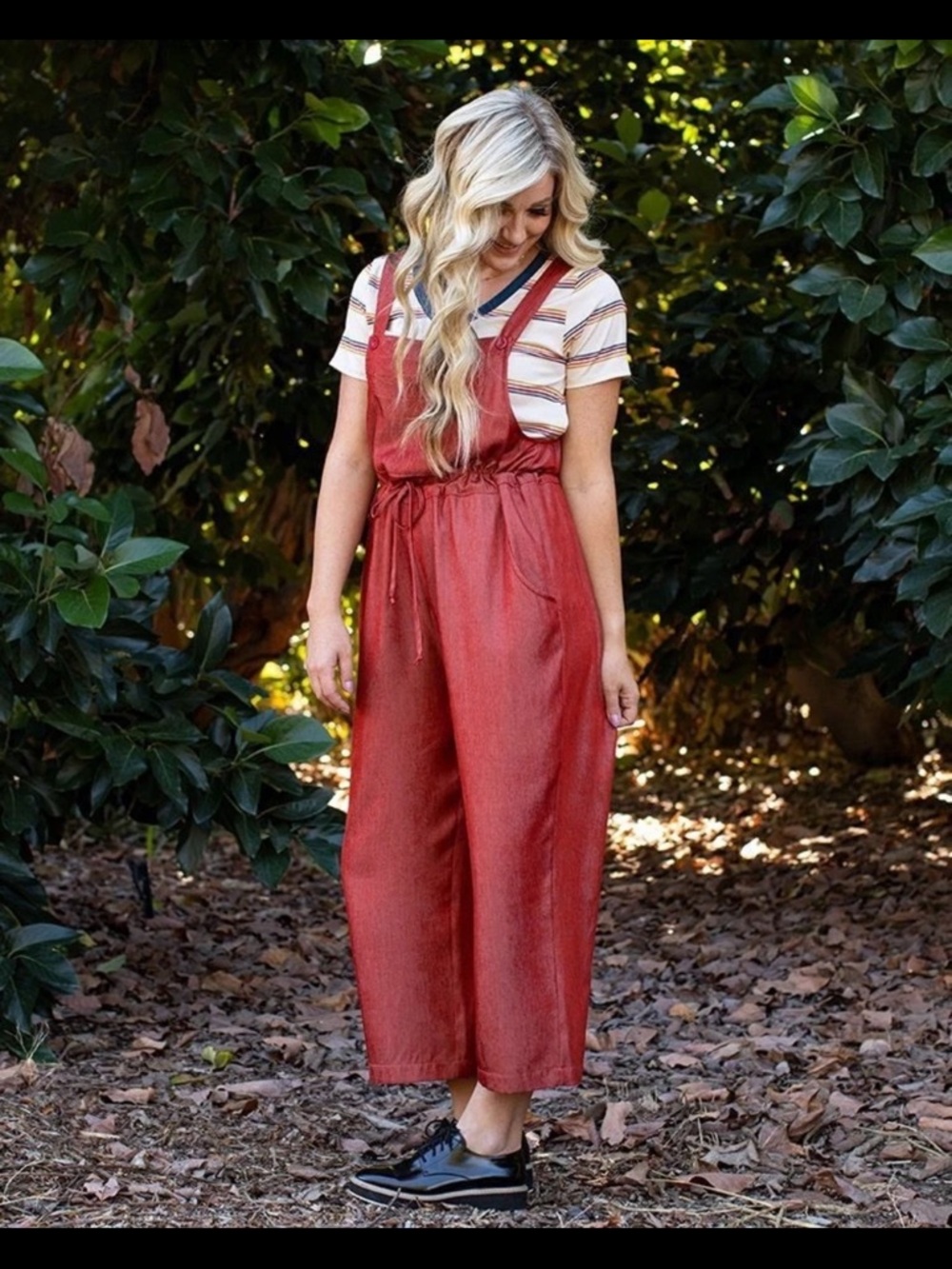 Lularoe Chambray Juliet  Red Drawstring Utility Jumpsuit Romper  Small